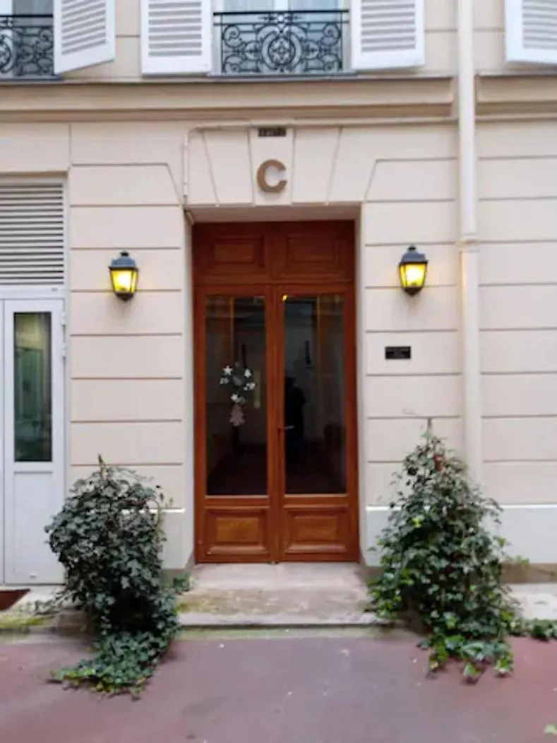 With An Eiffel Tower View Near St Germain Des Pres Séjour chez l'habitant *